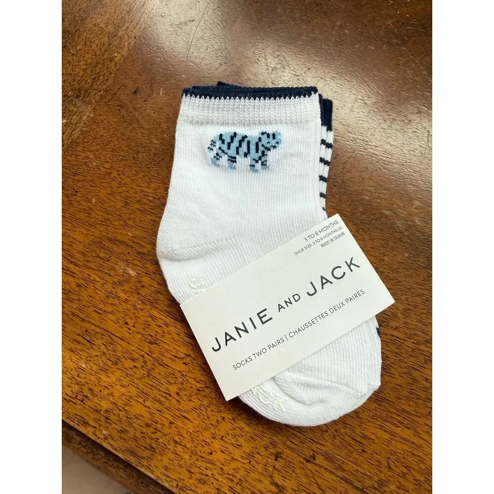 NWT Tiger & Striped Baby Socks 2 Pack